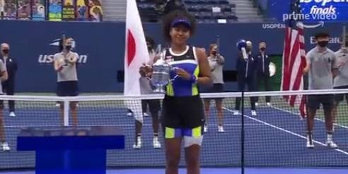 他在绿茵场 他在绿茵场