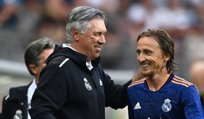 足球不仅是 足球不仅是